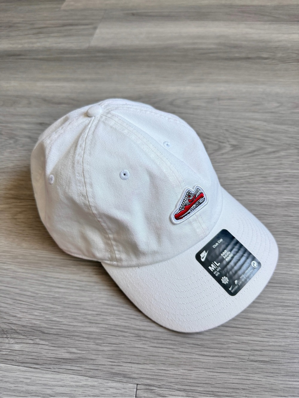 Nike Club Cap – Air Max 1 Patch | White | M/L